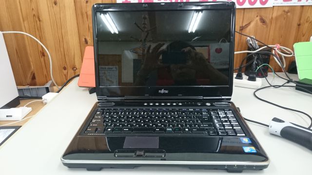 Fujitsu NF/E75 ファンの修理